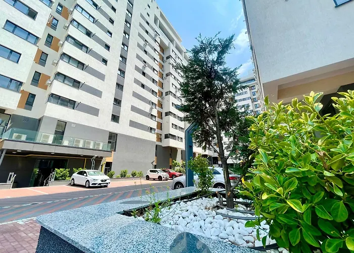 Adress Cd12 Appartement Boekarest